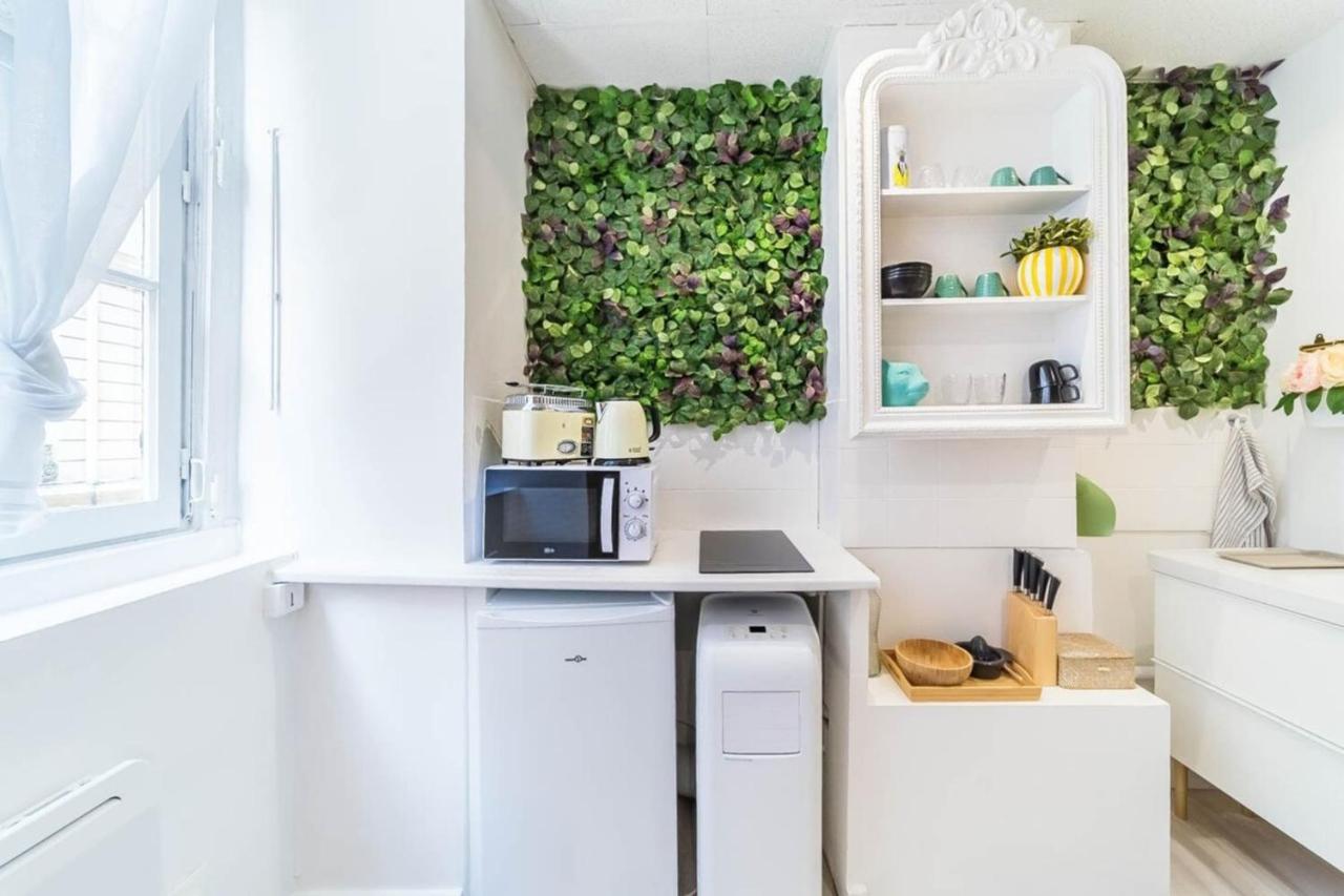 The Pleney Charming 2 People - Cordeliers Apartment Lyon Bagian luar foto