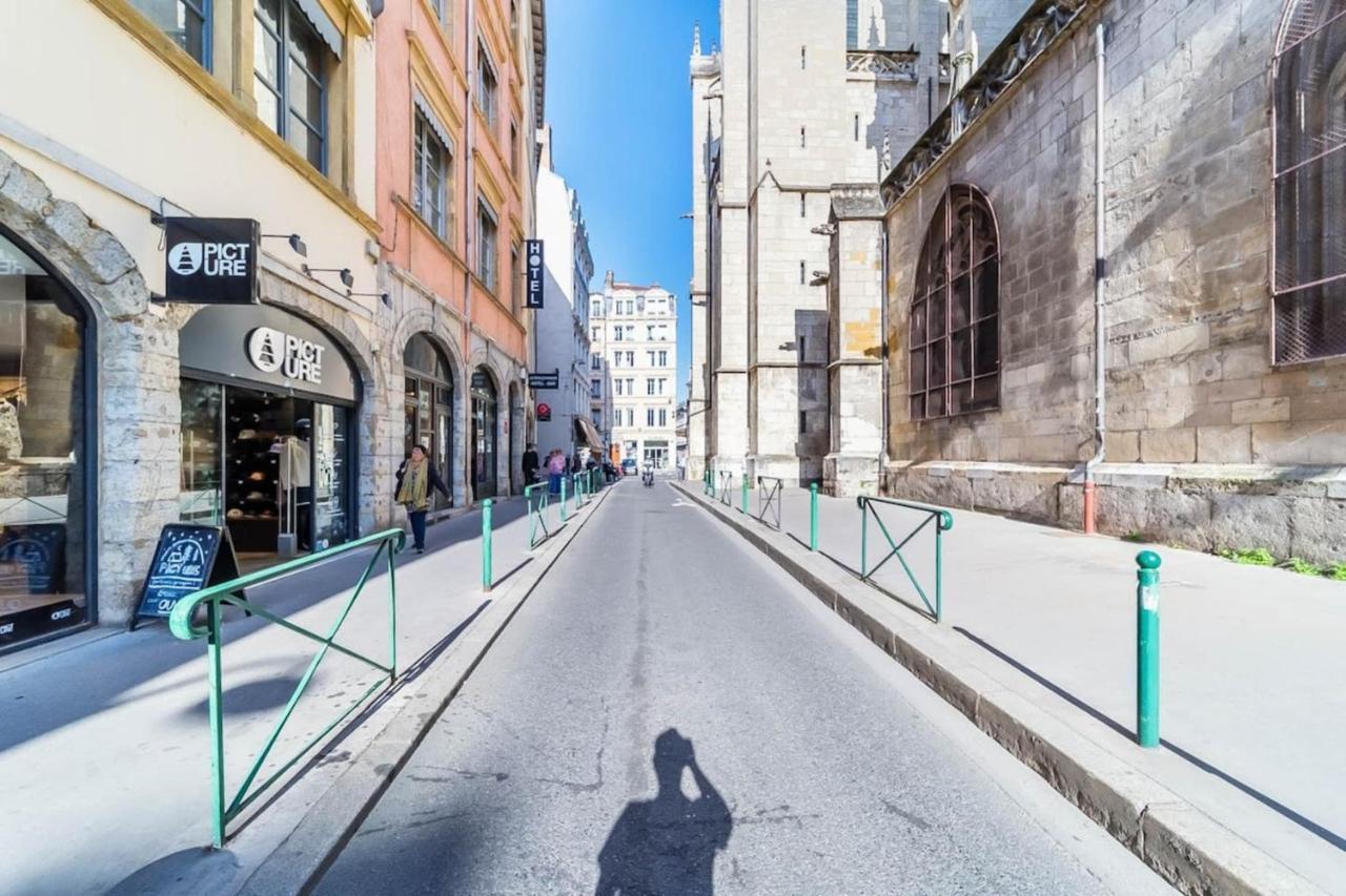 The Pleney Charming 2 People - Cordeliers Apartment Lyon Bagian luar foto