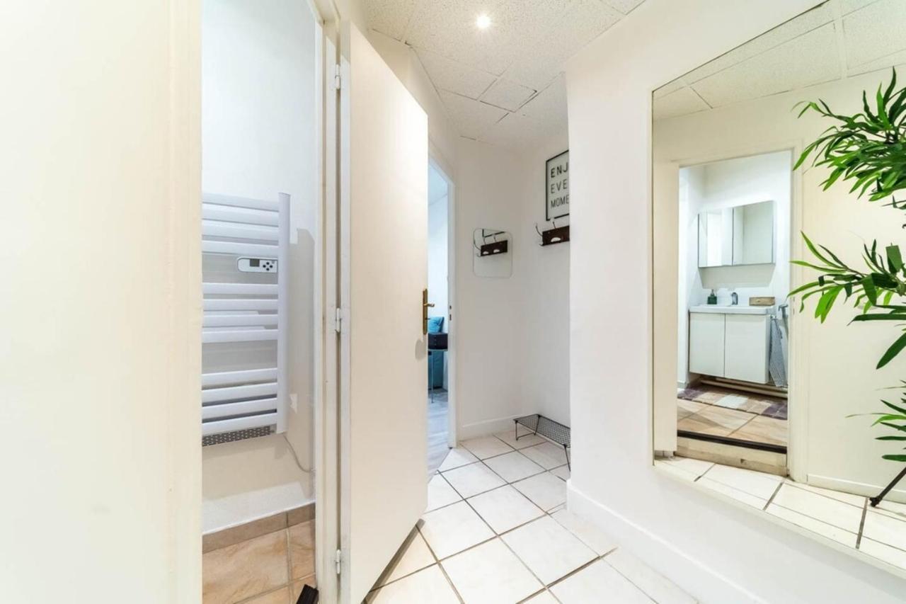 The Pleney Charming 2 People - Cordeliers Apartment Lyon Bagian luar foto